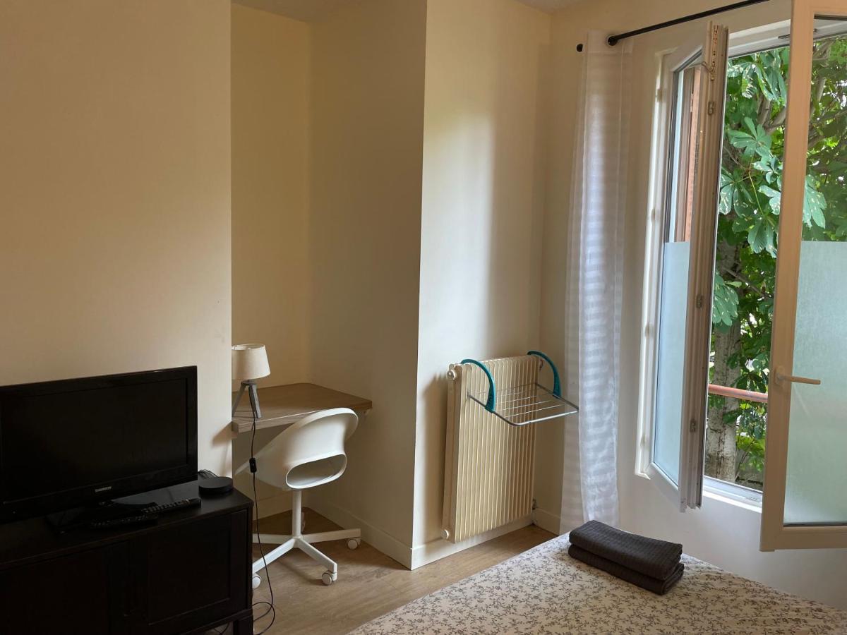 Chambre Dans Une Maison Partagee Neuilly-sur-Marne Buitenkant foto