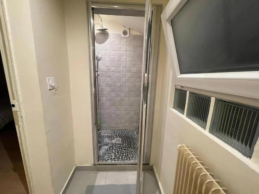 Chambre Dans Une Maison Partagee Neuilly-sur-Marne Buitenkant foto
